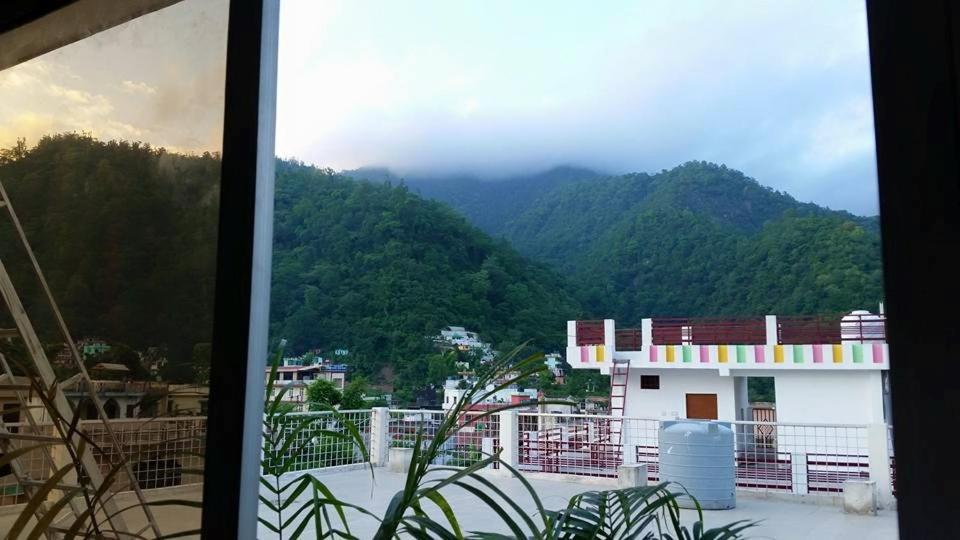 リシケーシュ Devi Music Ashram Bed & Breakfast エクステリア 写真