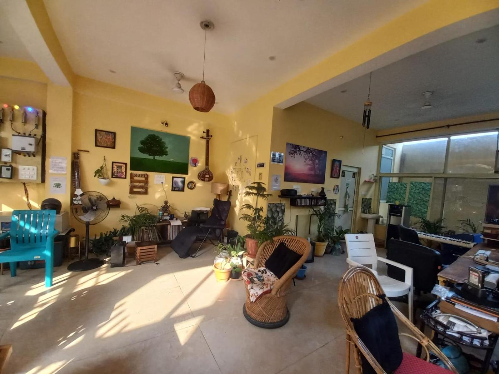 リシケーシュ Devi Music Ashram Bed & Breakfast エクステリア 写真